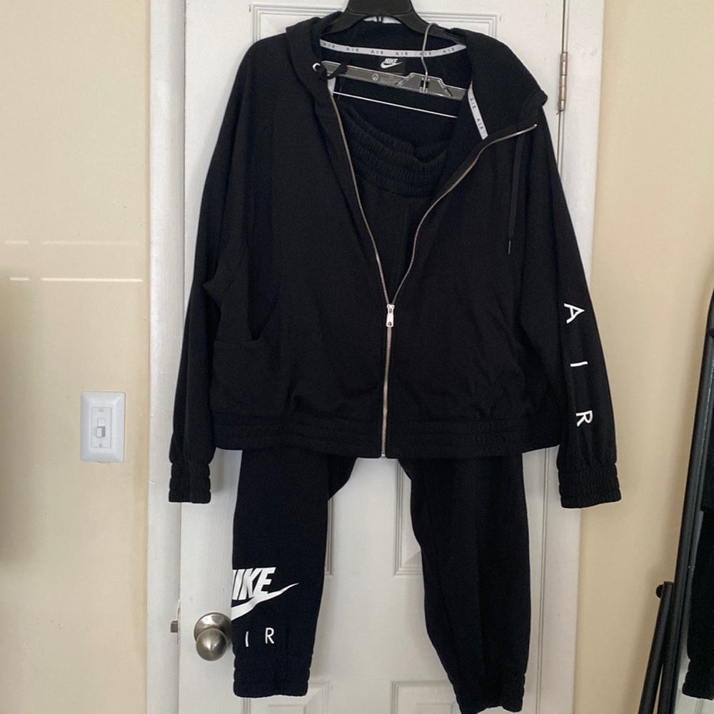 Black Nike sweatsuit